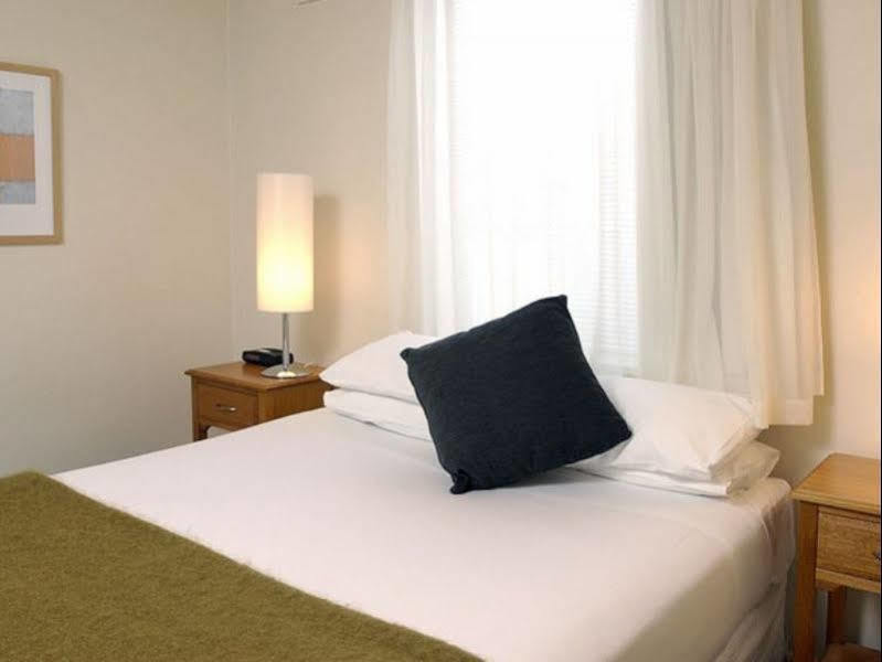 Soya On Davis Apartment Hotel Мелбърн Екстериор снимка